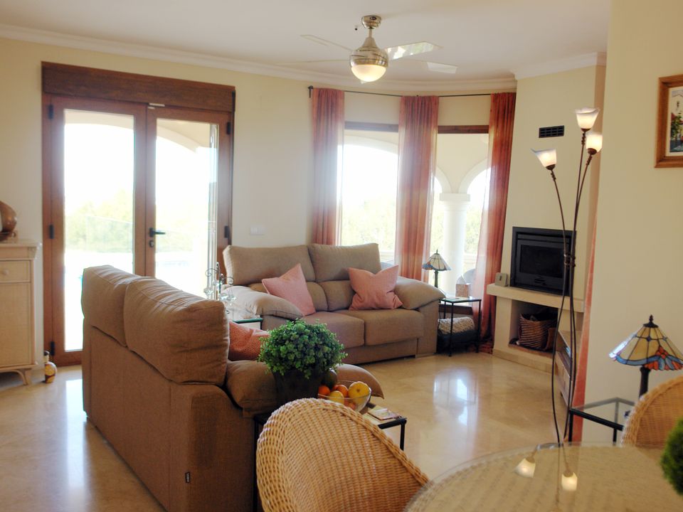 Properties for sale in La Sella, Alicante province Kyero